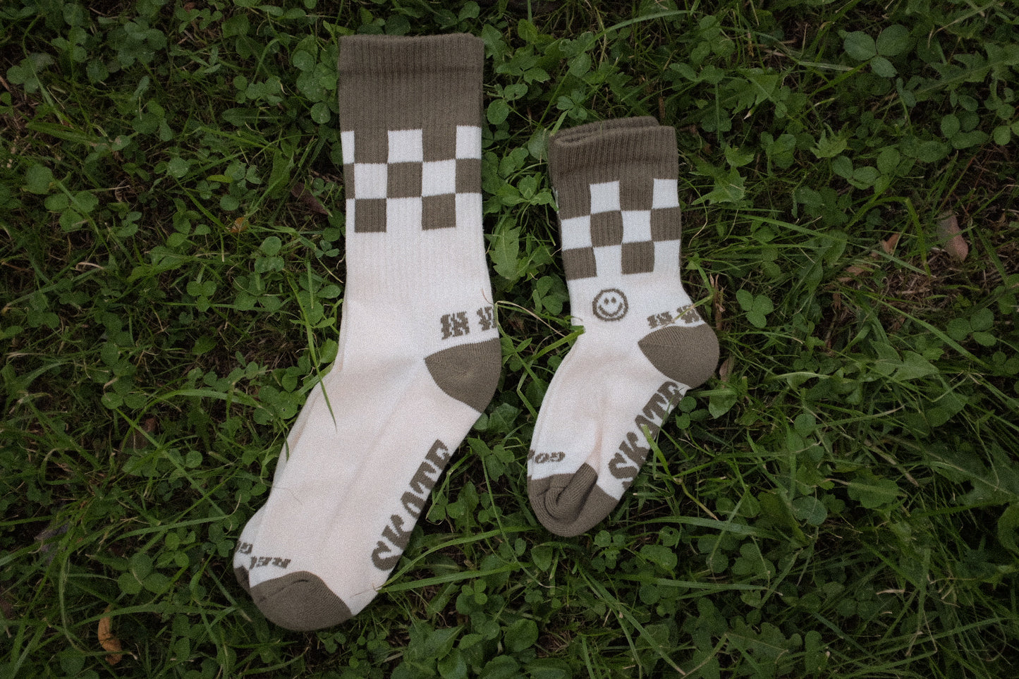 SURF & SKATE KHAKI CREAM CHECKERBOARD SOCKS UNISEX